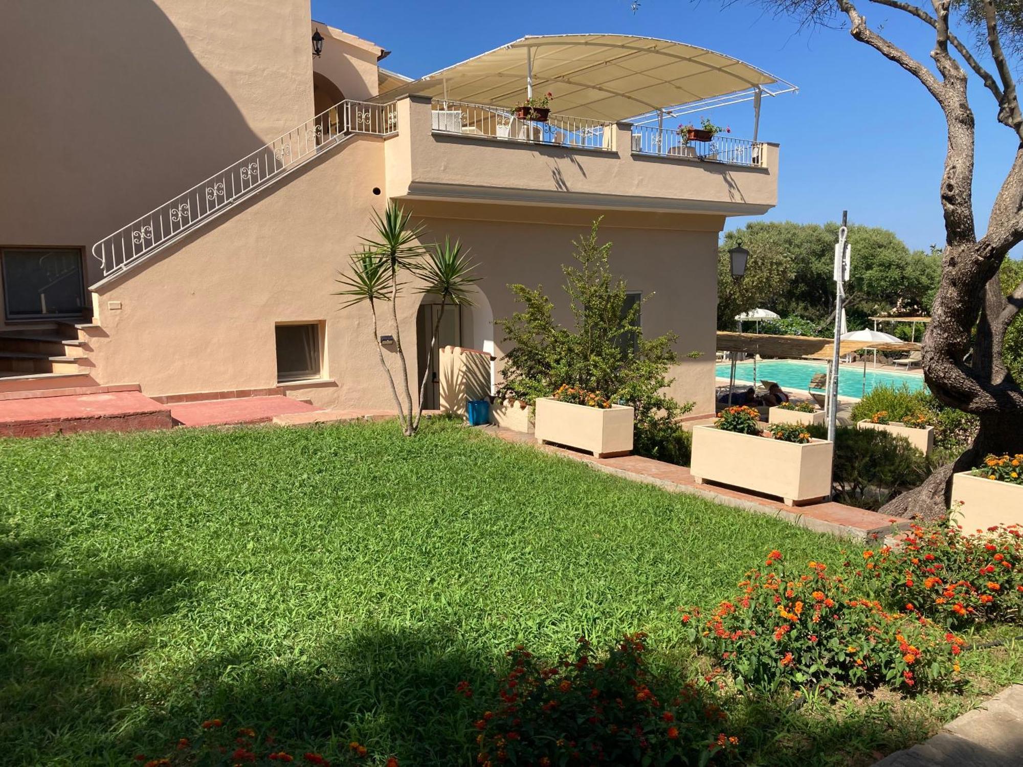קאלה ליברוטו Hotel Villa Campana מראה חיצוני תמונה